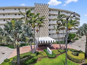 Building Photo - 2505 S Ocean Blvd