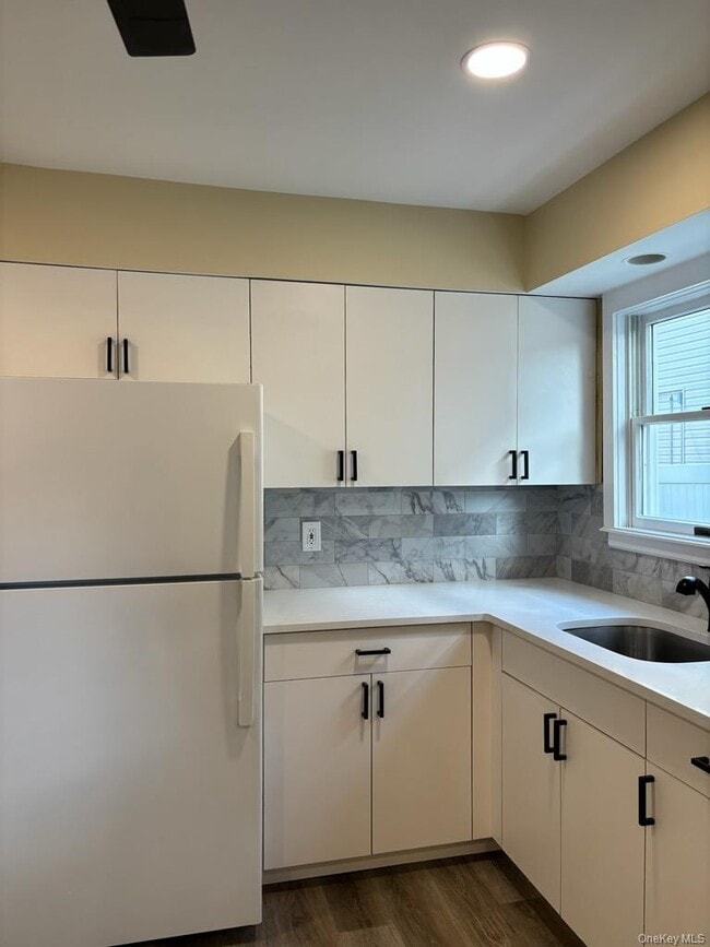 Building Photo - 2455 Bellmore Ave