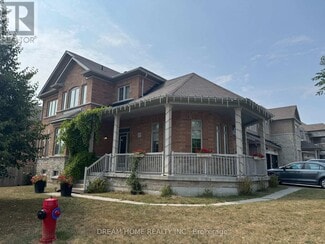 Building Photo - 1139 Cenotaph Blvd