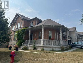 Building Photo - 1139 Cenotaph Blvd