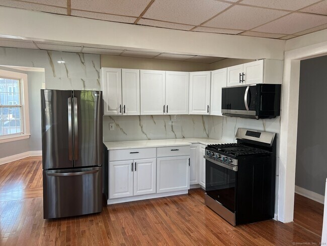 Foto del edificio - 18 Crescent St