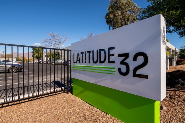 Foto del edificio - Latitude 32