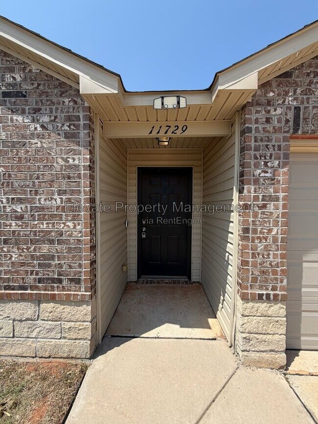Photo - 11729 Northwest 100th Street House