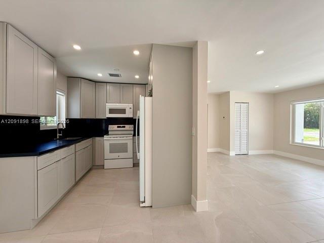 Foto del edificio - 1465 NE 118th St