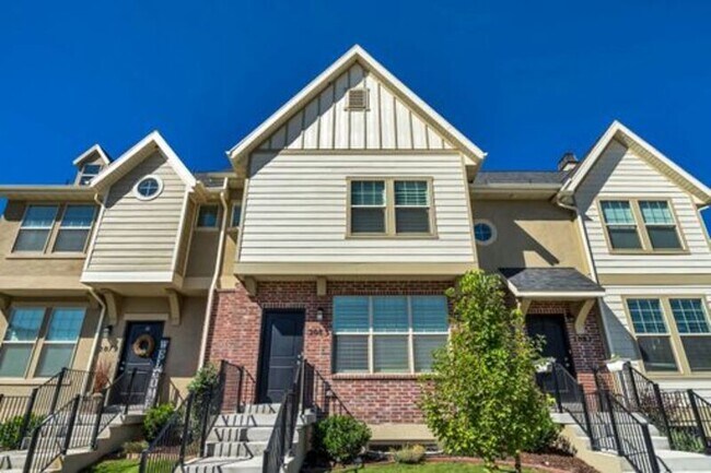 Foto del edificio - 2083 Crescent Row