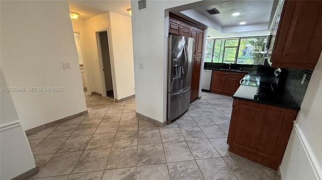 Building Photo - 2961 SW 87th Ave