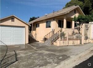 416 Cedar St