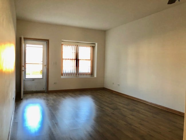 Building Photo - 2023 Susanna Way