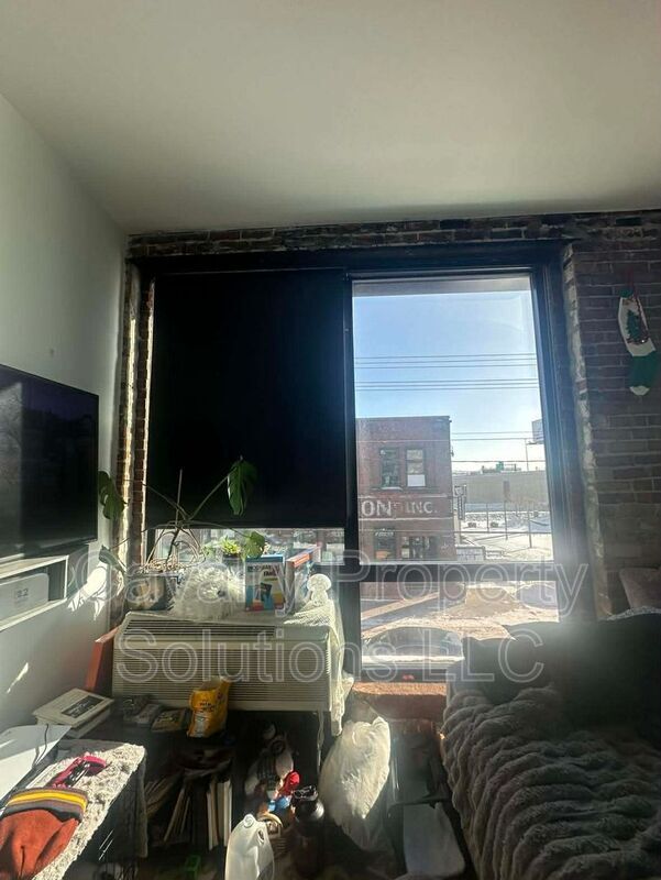 Foto del edificio - 1831 W Michigan St