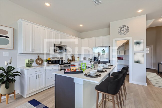 Building Photo - 7507 Escarpment Dr