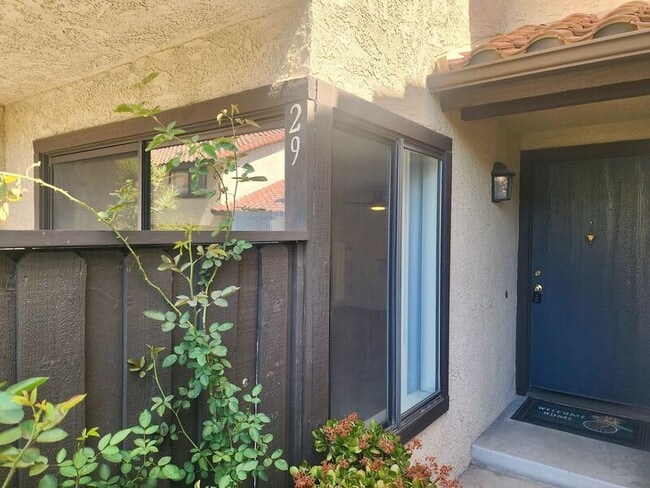 Photo - 5151 Walnut Apartments