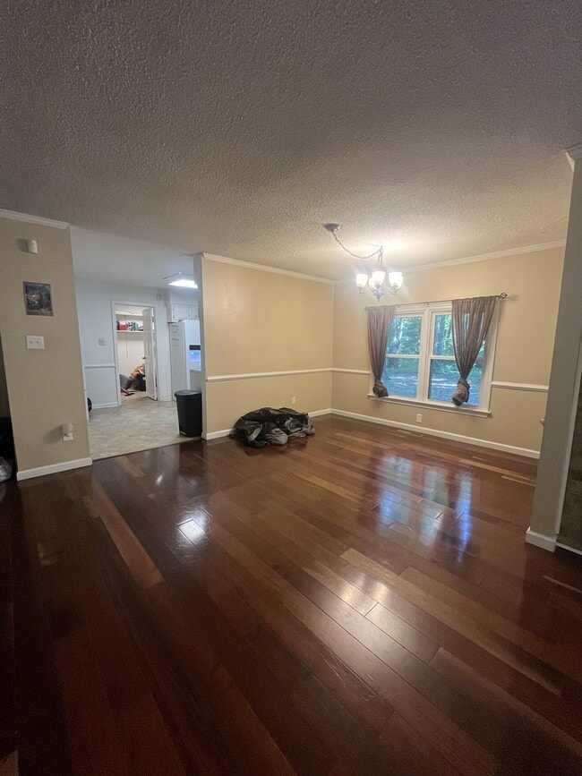Building Photo - 1317 Drexel Cir