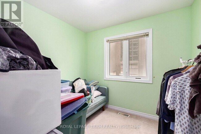 Photo du bâtiment - 121 Drummond St