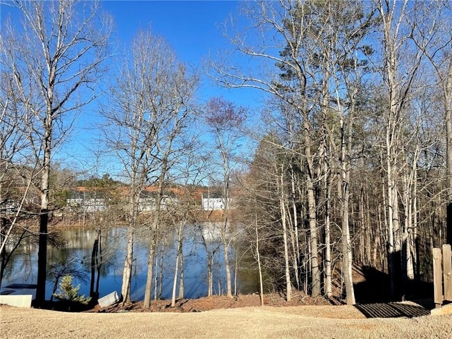 Building Photo - 450 Oliver Ridge Dr