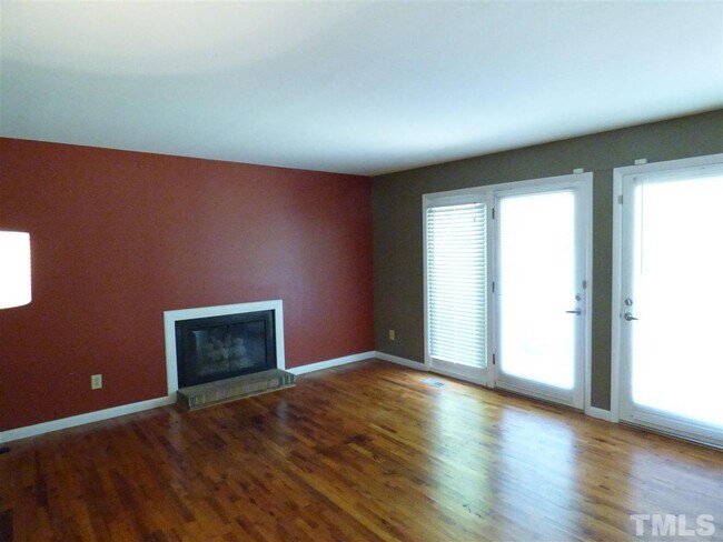 Building Photo - 913 Cedar Fork Trail