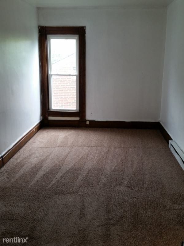 Building Photo - 1 br, 1 bath Apartment - 525 1/2 Brice St