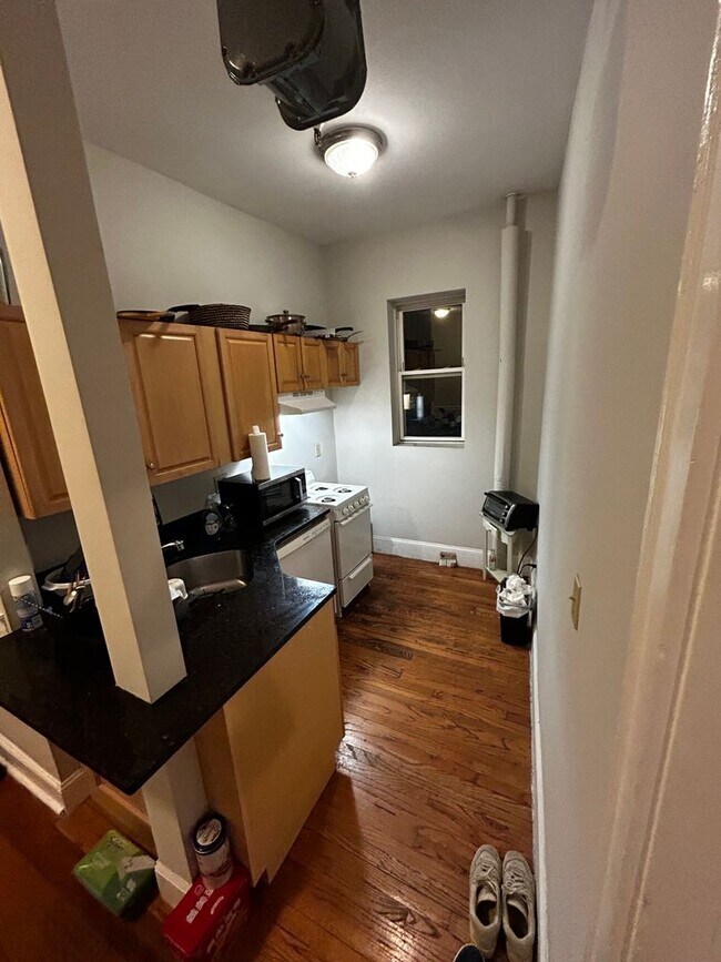 Building Photo - Beautiful 4 bed 1 bath in Sommerville