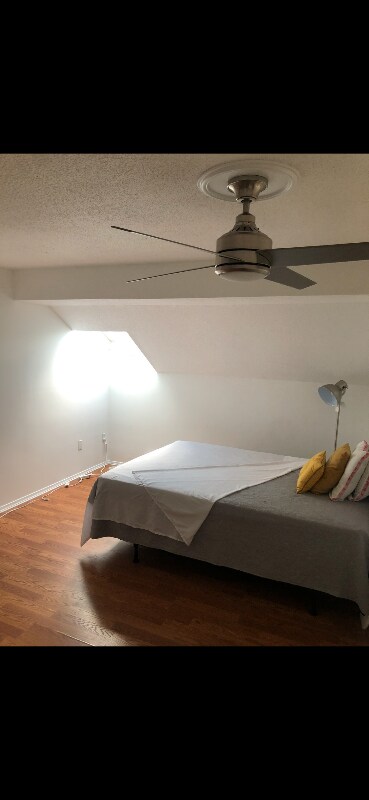 Foto del edificio - 3699 Broadbridge Ave