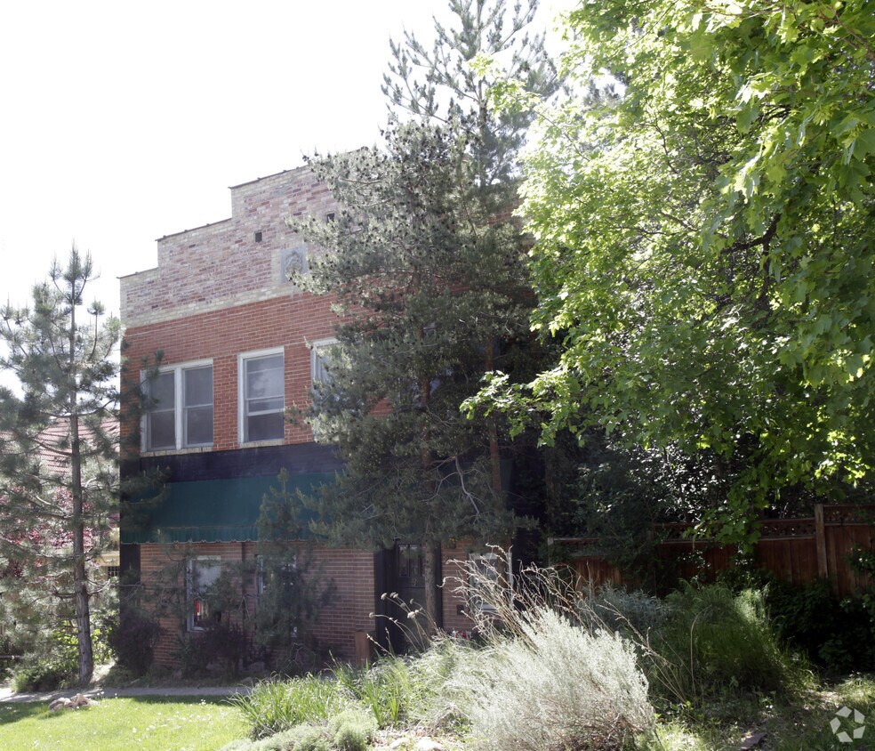Building Photo - 285 J St