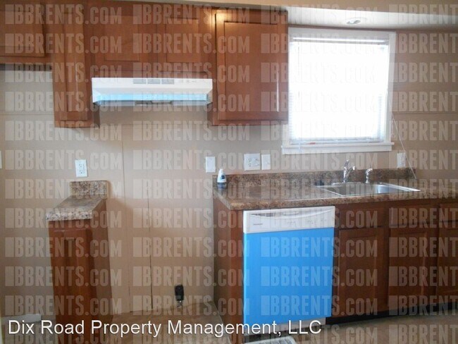 Building Photo - 2 br, 1 bath House - 422 Bank Avenue,