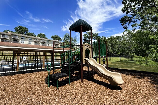Foto del edificio - Timber Ridge Apartments