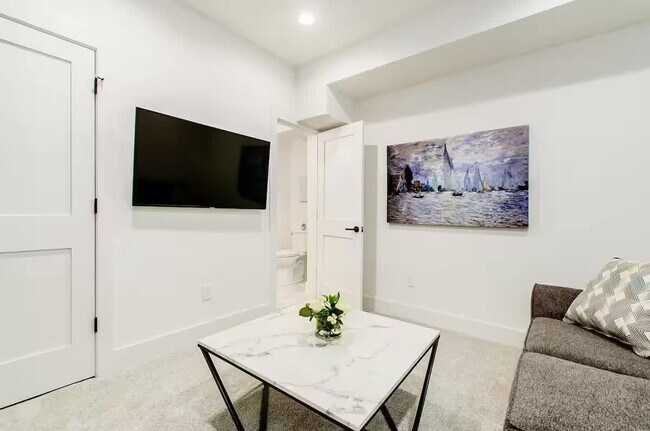 Foto del edificio - 1142 Hamlet St