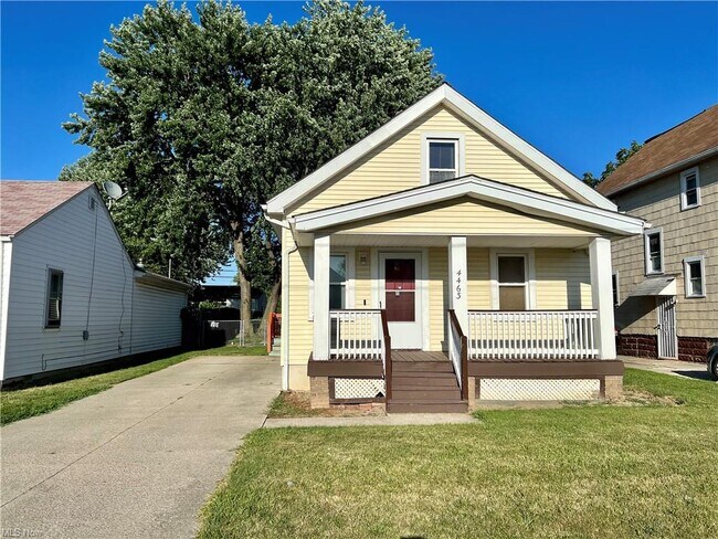 Building Photo - 4463 W 140th St