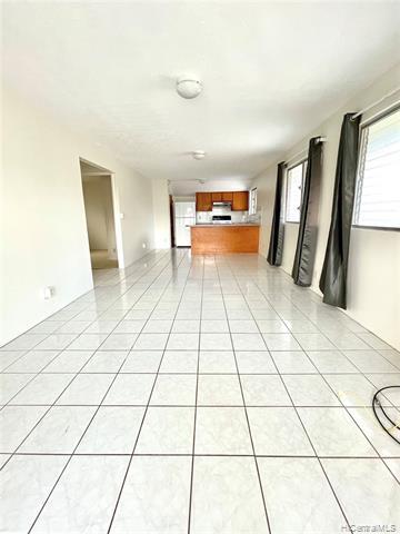 Foto del edificio - 3379 Kilauea Ave