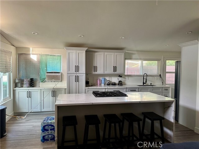Building Photo - 2128 W Larkspur Dr
