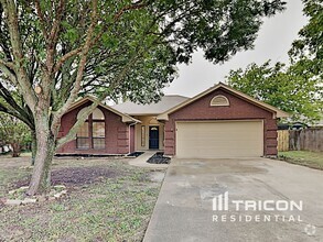 Building Photo - 603 Dakota Dr