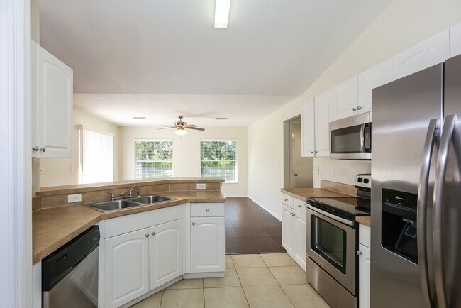 Foto del edificio - 2819 93rd Ct E