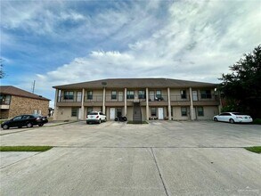 Building Photo - 12 Miroslava Ave