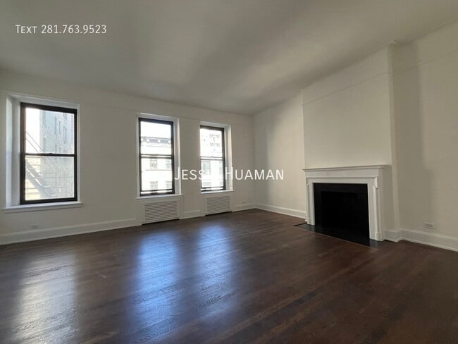 Building Photo - 106 E 81st St
