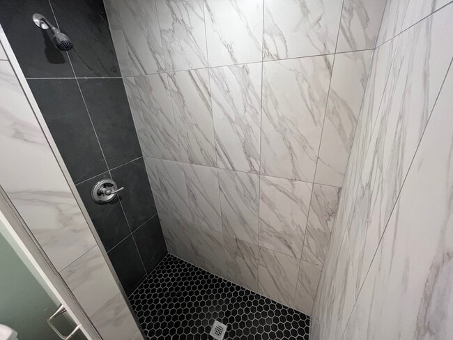 Building Photo - 6572 Kelsey Point Cir