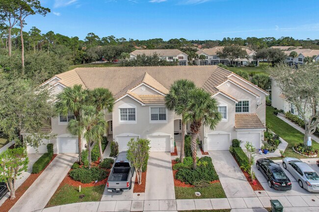 Foto del edificio - 1123 Woodfield Ct