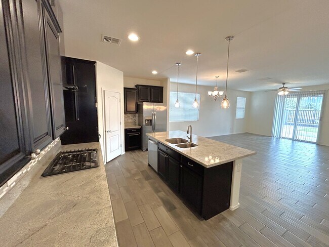 Building Photo - 8579 S 40th Dr