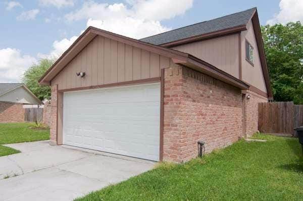 Building Photo - 16311 Bird Dog Dr