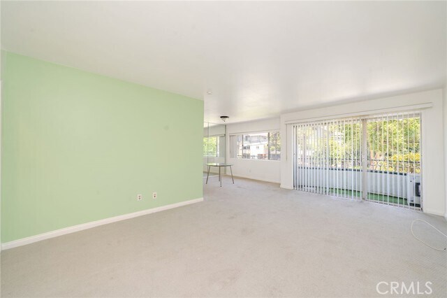Foto del edificio - 972 E California Blvd