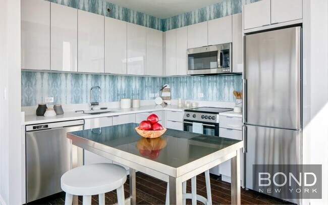 Foto del edificio - 400 W 113th St