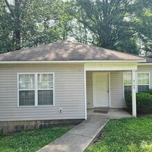 Building Photo - 3109 Zion St