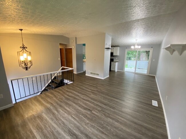 Building Photo - 3789 Caracas Dr