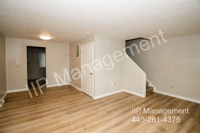 Building Photo - 4871 Banbury Ct