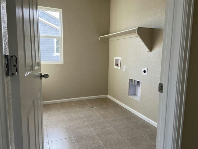 Foto del edificio - 8219 S Trails Edge Ct