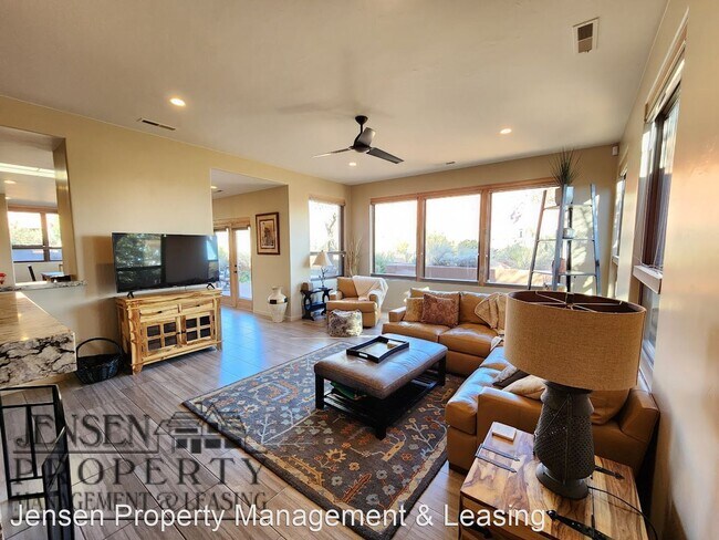 Foto del edificio - 3 br, 3 bath House - 1077 North Buffalo CT