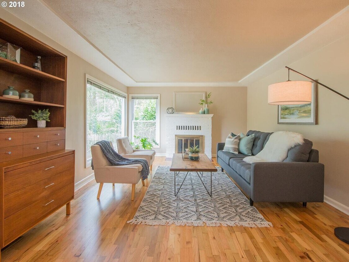 Foto principal - 6400 SW Vermont St