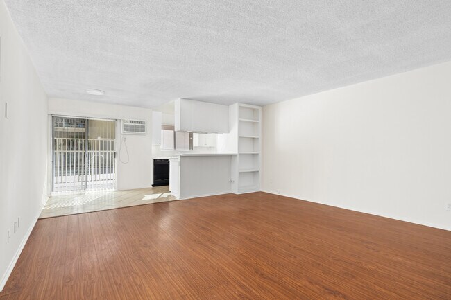 Foto del edificio - 1011 N Palm Ave