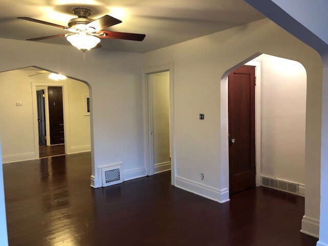 Foto del edificio - 69 Virgil Ave