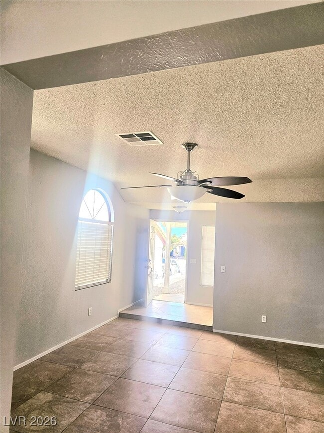 Building Photo - 113 Menta Ct