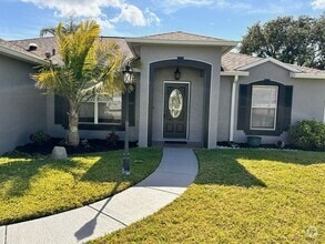 Building Photo - 1095 Egret Lake Way