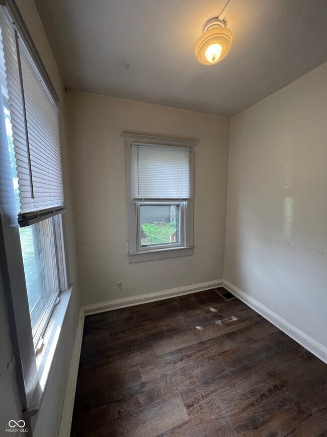 Foto del edificio - 5226 N College Ave
